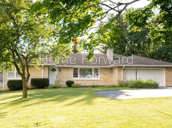 517 N 3rd St, Nicholasville, KY 40356