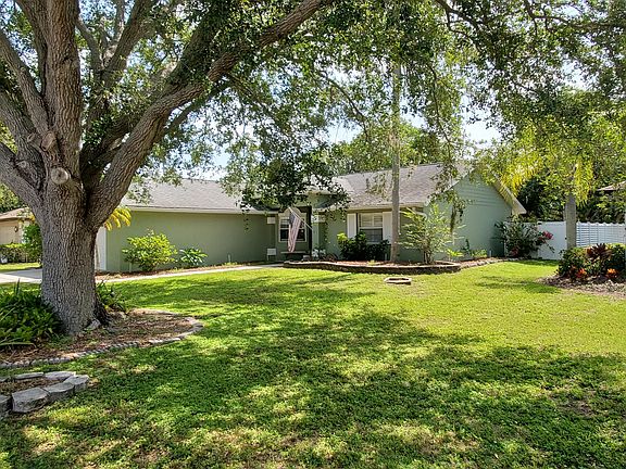 3rd image of 3236 Crystal Lakes Ct