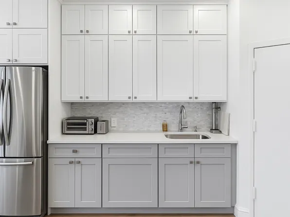 453 West 54th Street image 5 of 16