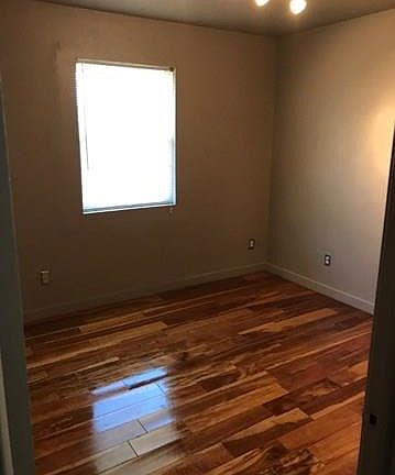 2nd image of 318 W Beech Ave