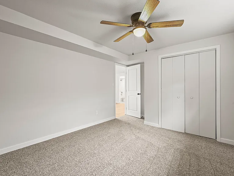 3018 Roche Dr N — Photo 22