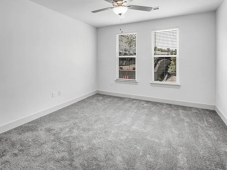 The Vandy Apartments — Photo 35