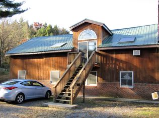 52 Station Ln, Weatherly, PA 18255
