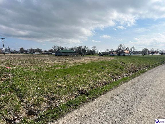 5th image of 142 Fred Phillips Rd