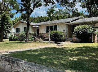 103 N Walnut St, Anderson, MO 64831