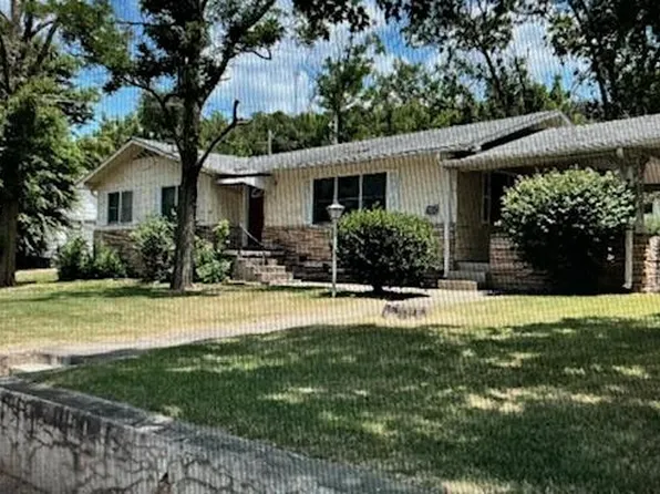 103 Walnut Street, Anderson, MO 64831