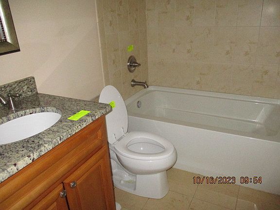 3rd image of 1545 Lakeridge Ct #1545