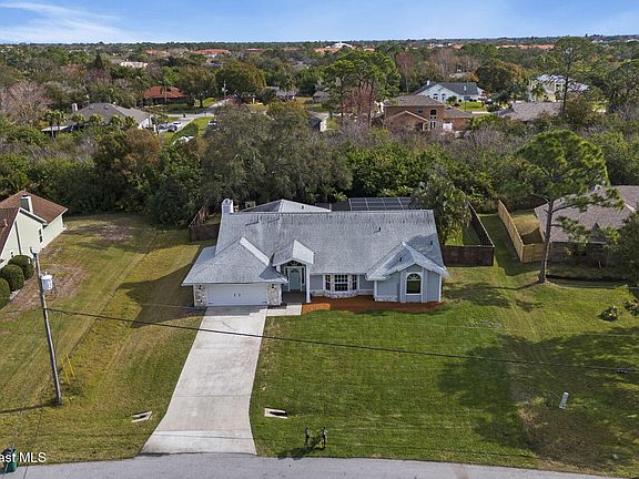 3rd image of 4089 Mallard Dr