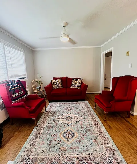 1400 Roslyn Dr #17B — Photo 2