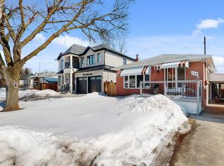 116 Lord Roberts Dr, Toronto, ON M1K 3W8