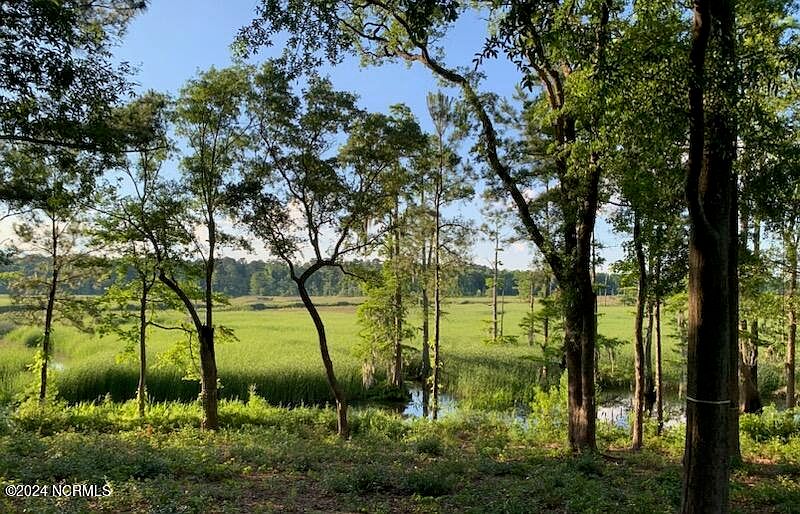 1st image of 136 Brookhaven Trail