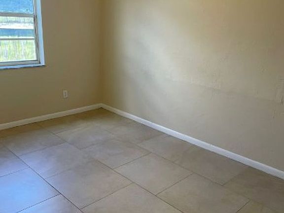 3rd image of 164 SE Prima Vista Blvd