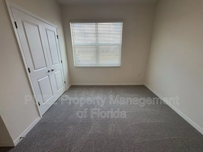 4122 NW 48th Terrace Rd — Photo 43