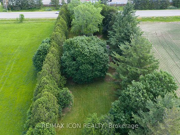 3rd image of 23163 Nairn Rd