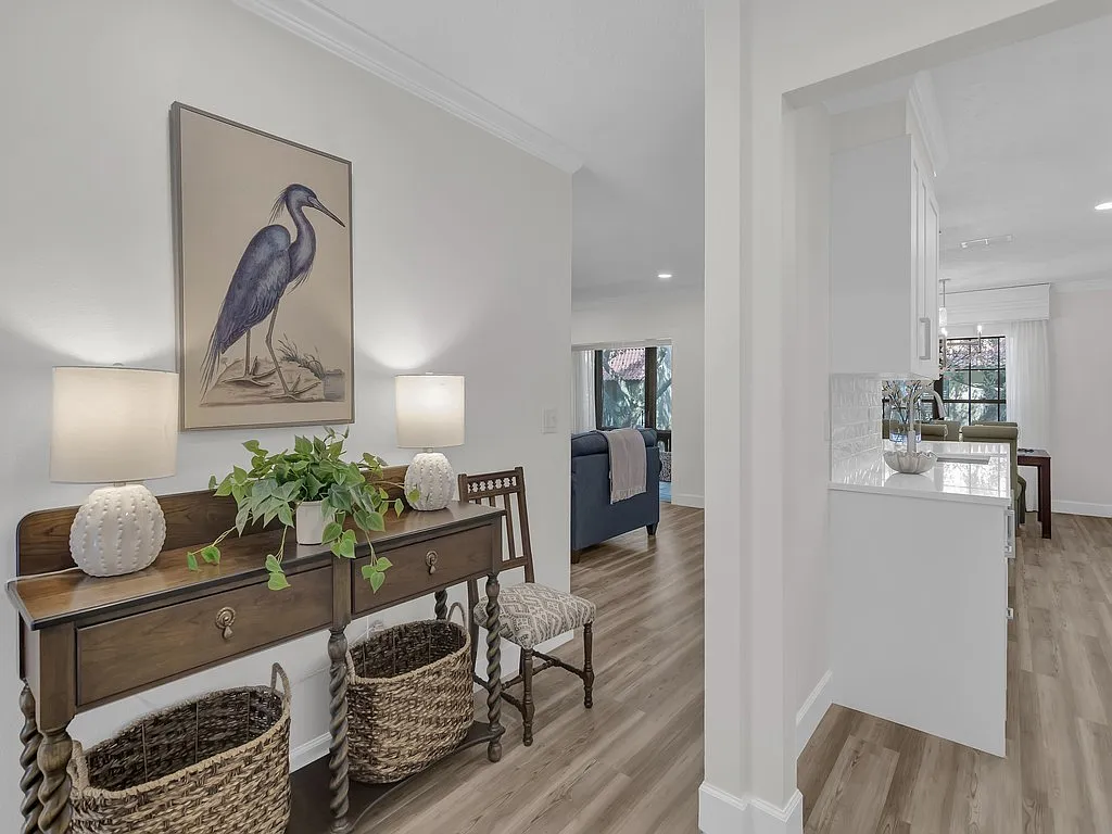 2 bed, 1339 sqft, $4,600 — Photo 3