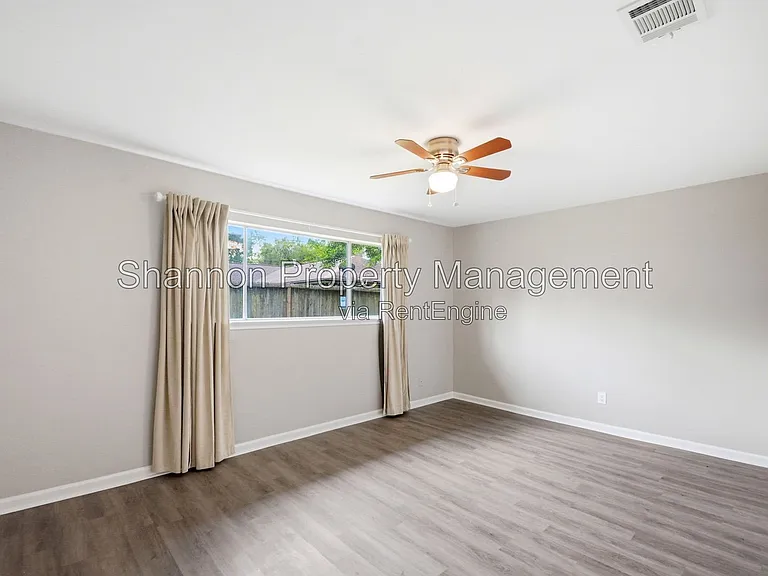 6215 Autumn Arbor Dr — Photo 18