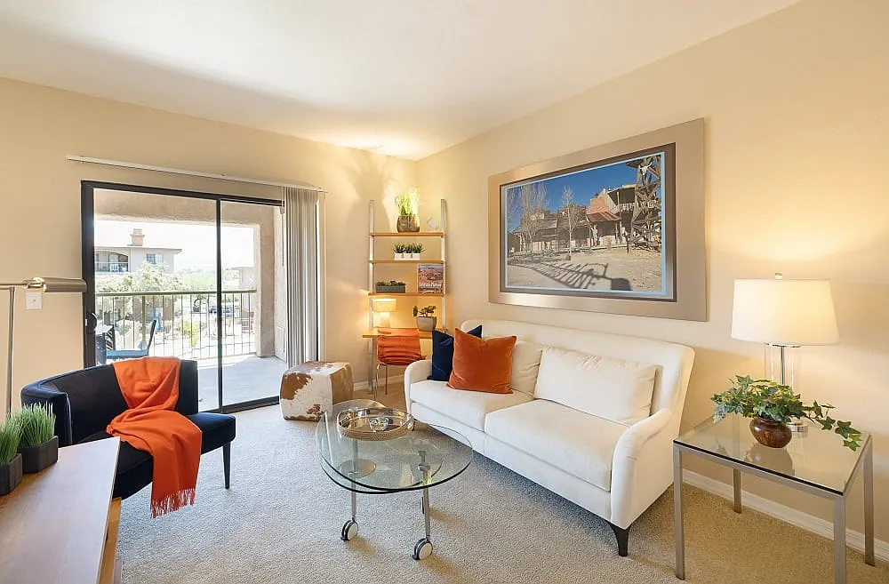 Oro Vista — Photo 1