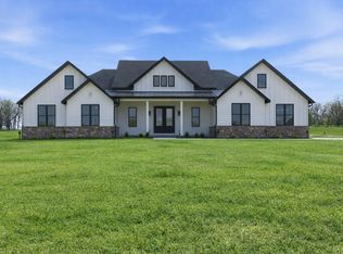 5402 N Seitz Ave, Springfield, MO 65803