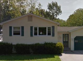 111 Cheyenne Dr, Auburn, IL 62615