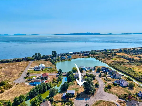 15 Ocean View Lane, Point Roberts, WA 98281