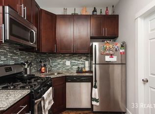 1338 W Huron St APT 3F, Chicago, IL 60642
