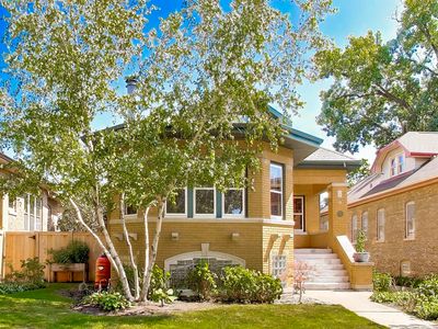 1212 N Ridgeland Ave, Oak Park, IL, 60302