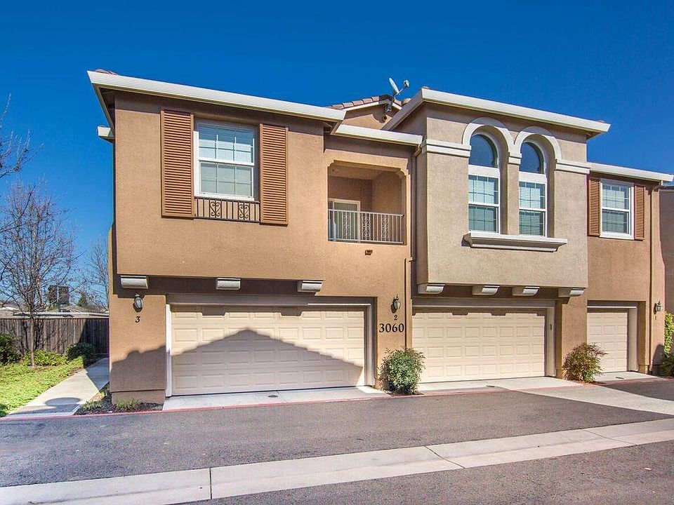 1st image of 3060 Sierra View Cir Unit 3