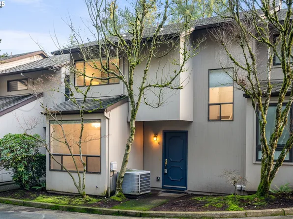 3101 McNary Pkwy APT 6, Lake Oswego, OR 97035