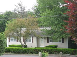 161 Sand Hill Rd, Middletown, CT 06457