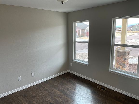 2nd image of 6173 Hayfield Pl