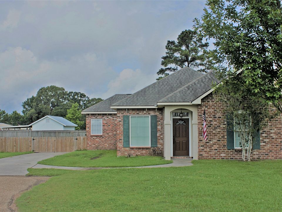 1st image of 17321 Lauren Dr
