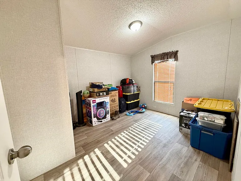 6896 S Bulldog St — Photo 11