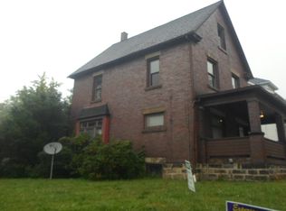 629 Meek St, Sharon, PA 16146