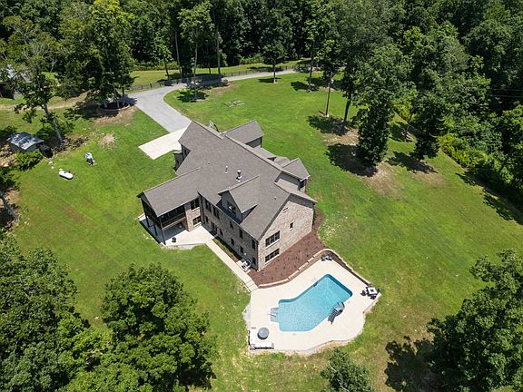 3rd image of 1370 Leatherwood Rd