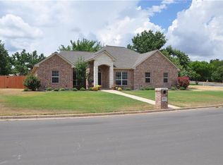 1212 Prairie Wind Blvd, Stephenville, TX 76401