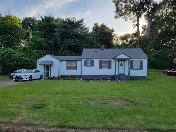 4025 E Whitehaven Park Cir, Memphis, TN 38116