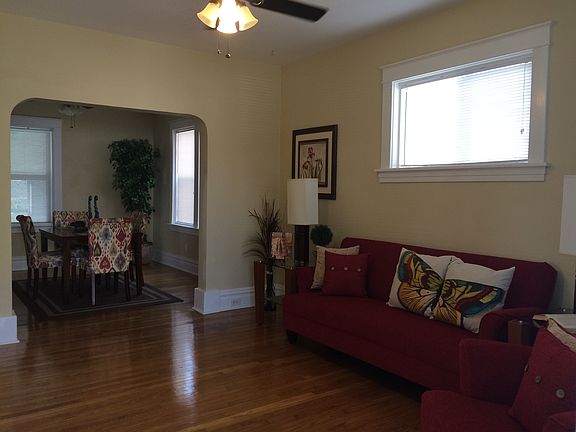 2nd image of 2647 Lyle Ave