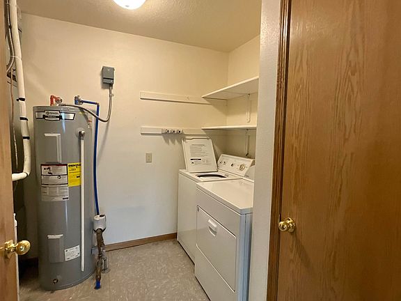 4th image of 2311 W 5th Street