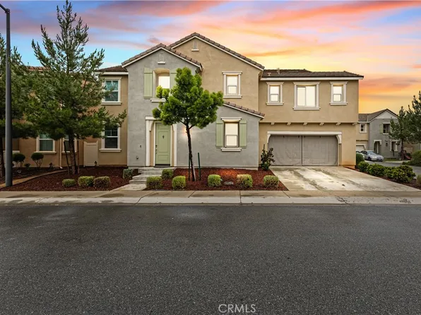 921 Bluebell Way, Beaumont, CA 92223