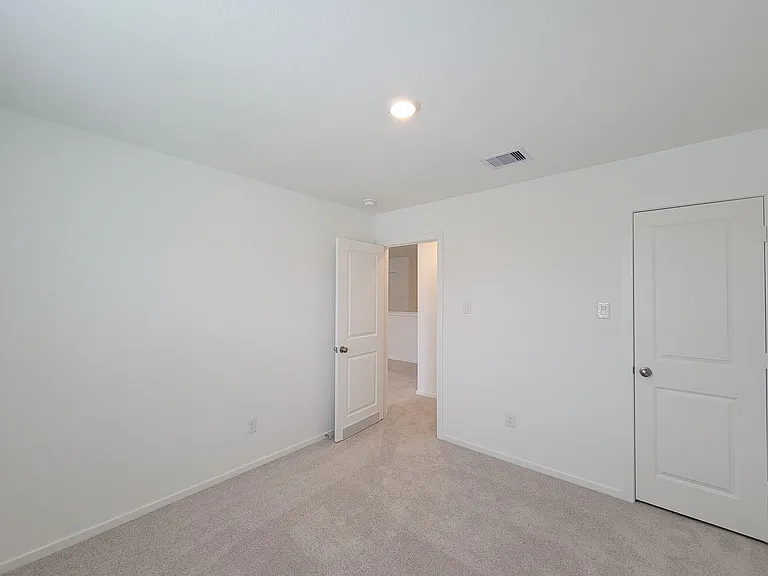 25588 Rose Creek Dr — Photo 37