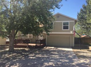 5624 E Old Farm Cir, Colorado Springs, CO 80917