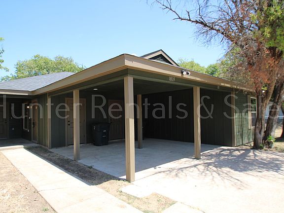 2nd image of 1811 Elkins Ave