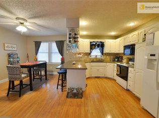 5812 N Wayne Ave, Kansas City, MO 64118