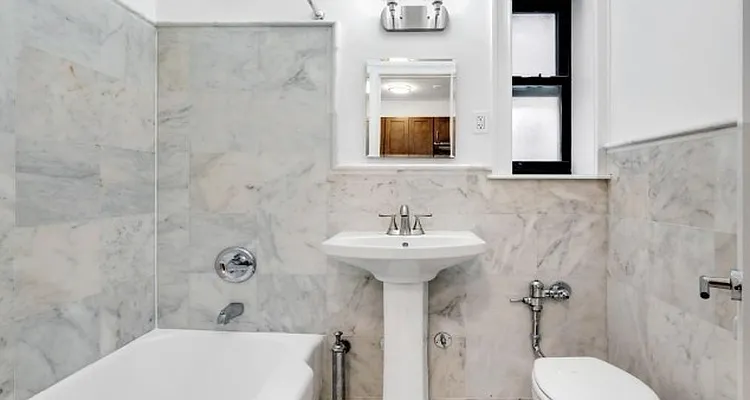 Rented by Compass | media 29