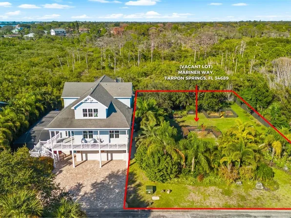 Mariner Way, Tarpon Springs, FL 34689