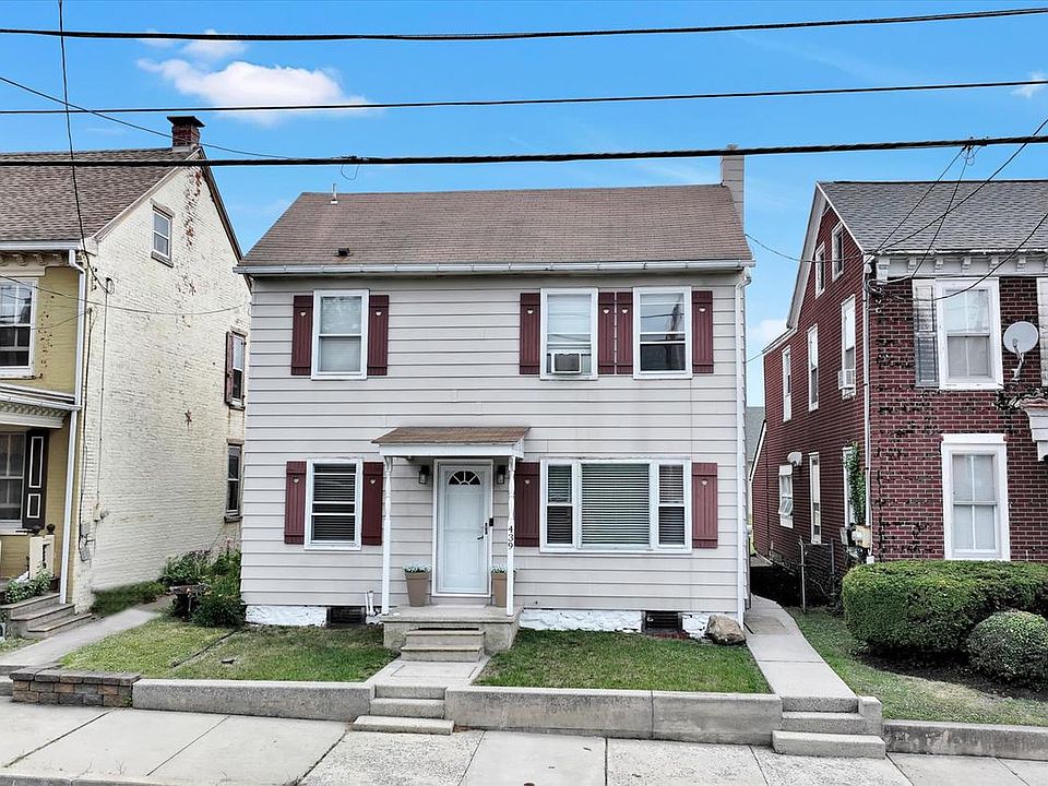 1st image of 439 Main St