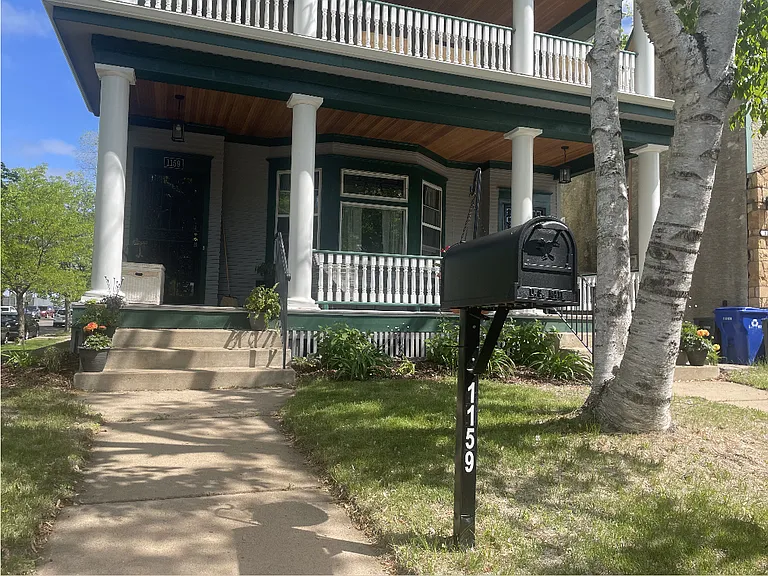 Entry to 1159 Dayton