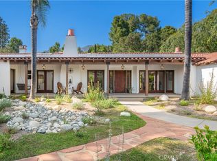 1247 Journeys End Dr, La Canada Flintridge, CA 91011