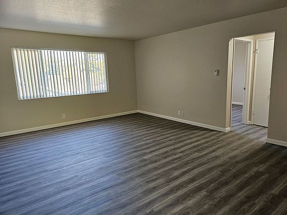 5th image of 1002 Valencia Ave #4