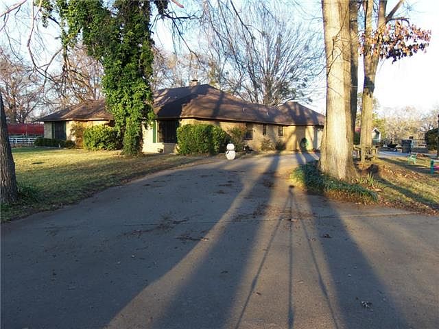 1st image of 322 County Road 3120